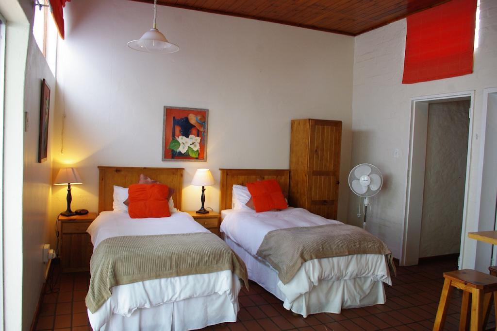 Aqua Marine Guest House Port Elizabeth Exterior photo