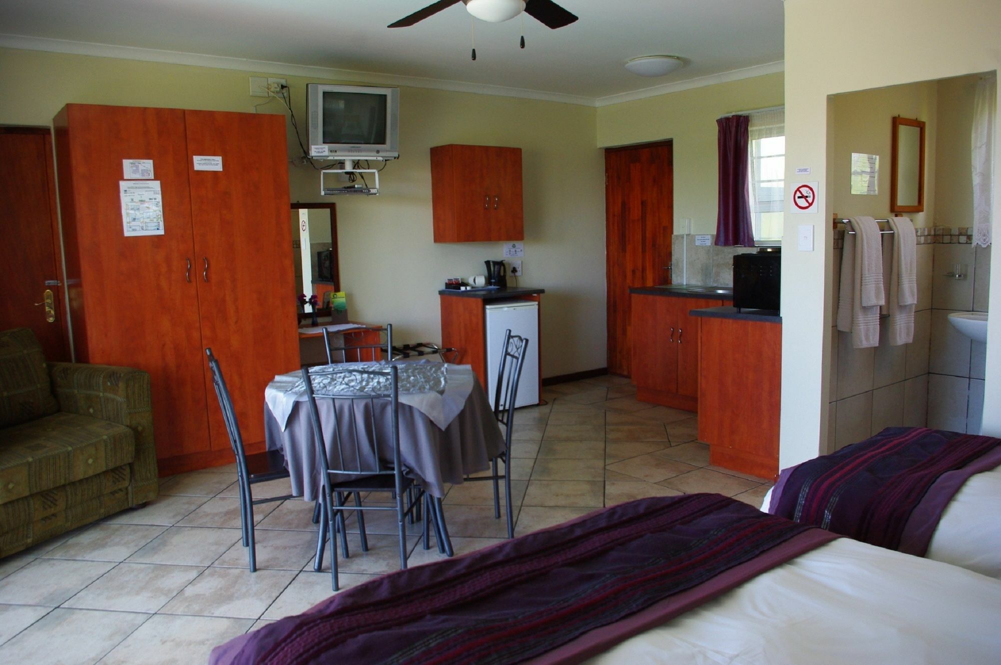 Aqua Marine Guest House Port Elizabeth Exterior photo