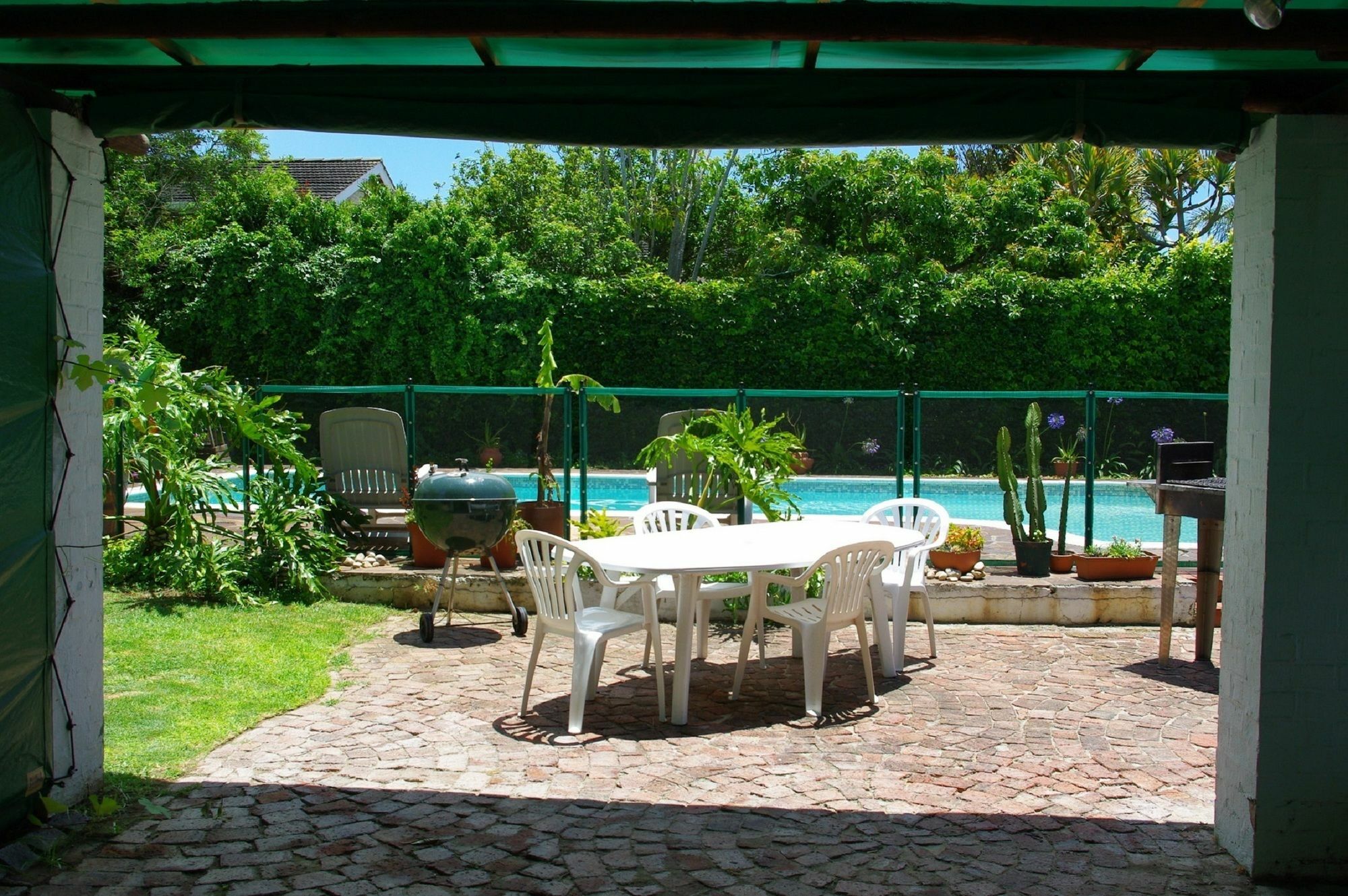 Aqua Marine Guest House Port Elizabeth Exterior photo